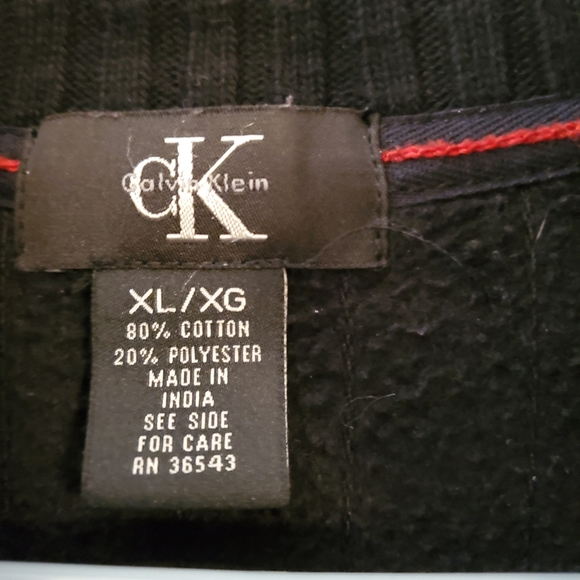 Calvin Klein Sweatshirt - Picture 7 of 7